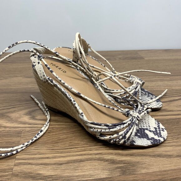 Torrid Snake Ankle Lace Up Wrap Cork Wedge Size 8 Wide Espadrille Preppy Cute - Picture 1 of 10